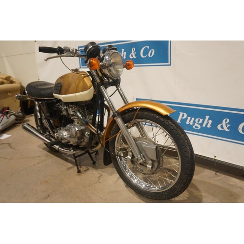  Triumph  T120V Puma  Bonneville 1972 900cc The 900cc Puma  