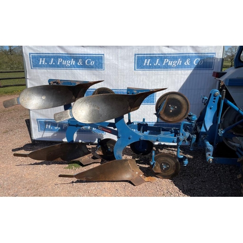 Ford Ransomes TS82 2 furrow reversible classic match plough with land