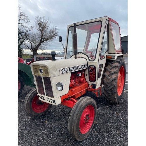 1003 - David Brown 990 tractor. Running order, new tyres, hydraulics good. c/w logbook
