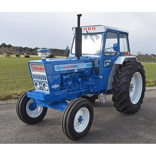 Ford 7000 tractor, 1975.  Fully restored 2018.  Reg. LFM 780N Excellent tractor