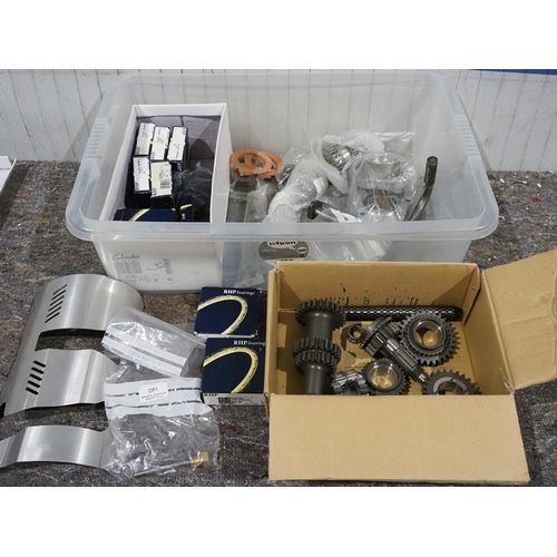37 - Mini gearbox parts, bearings etc mostly NOS