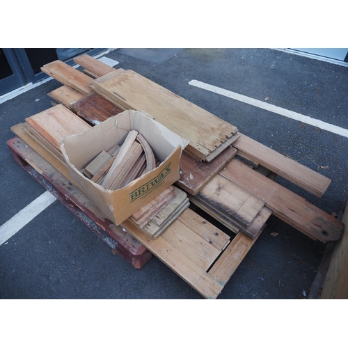55 - Pallet of pine furniture parts