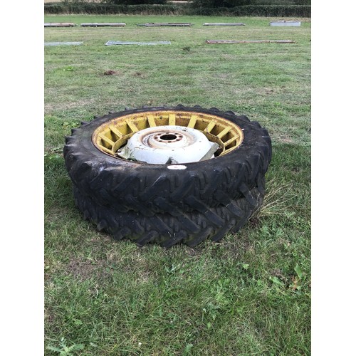 Tractor wheels & tyres 46”