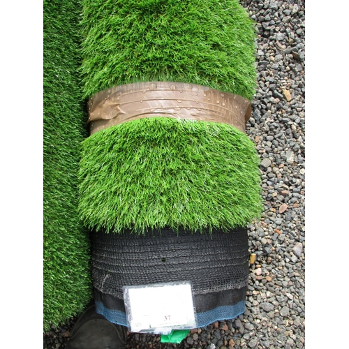 37 - A roll of Luxury Super Soft  38mm artificial grass - new (2m x 2.5m)