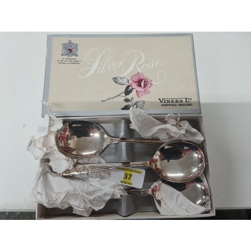 30 - Viners spoons boxed