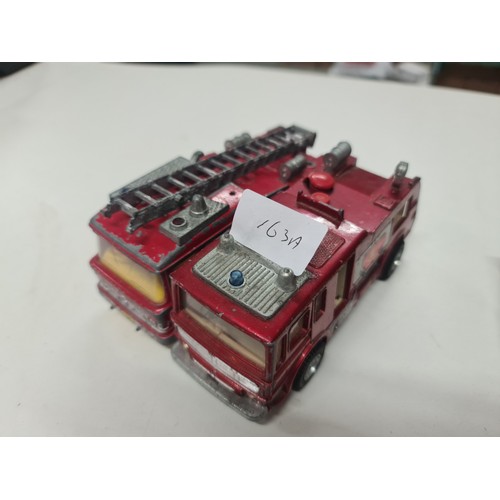 23 - Dinky Fire engines
