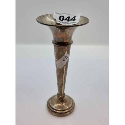 44 - A sterling silver budvase with cylindrical base. Hallmarked Birmingham 1978. Weight 62.7g, including... 