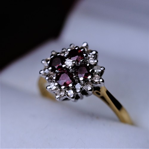 5 - Beautiful 18ct gold ring with 18 diamonds and 4 rubies. Really attractive piece with a big sparkle. ... 