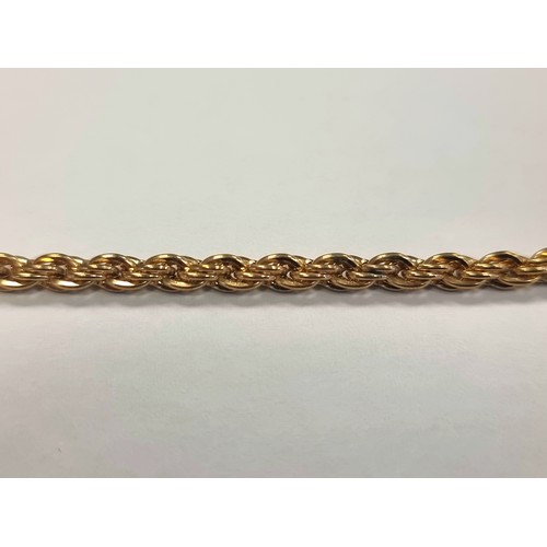 540 - Star Lot : A twist chain 9ct Gold link necklace, length 60cm. Weight 18g