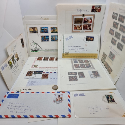 59 - A large collection of stamps including many Cook Island and New Zealand examples.