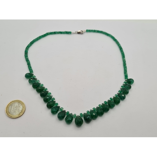 36 - A lovely 160cts Emerald gemstone drop necklace, featuring pretty teardrop drop pendants throughout. ... 