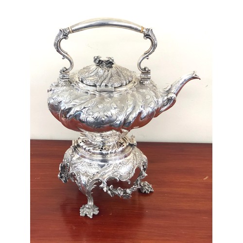 152 - Very large and fine quality silver kettle by Benjamin Smith London 1846 measures height 41cm weight ... 