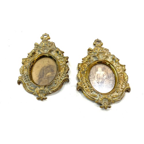 44 - Pair antique brass small ornate picture frames, overall height 6 inches by 3.5inches Width