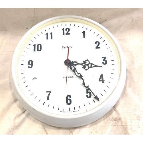 23 - Smith electric wall clock diameter approx 14 inches