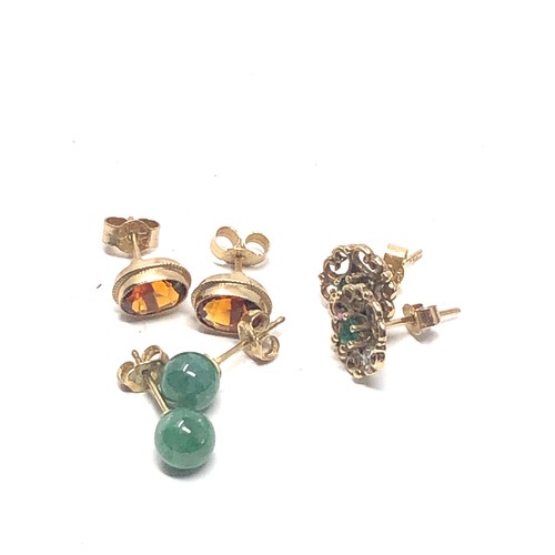 50 - 3 x 9ct gold earrings inc. emerald, jadeite & citrine (3.7g)