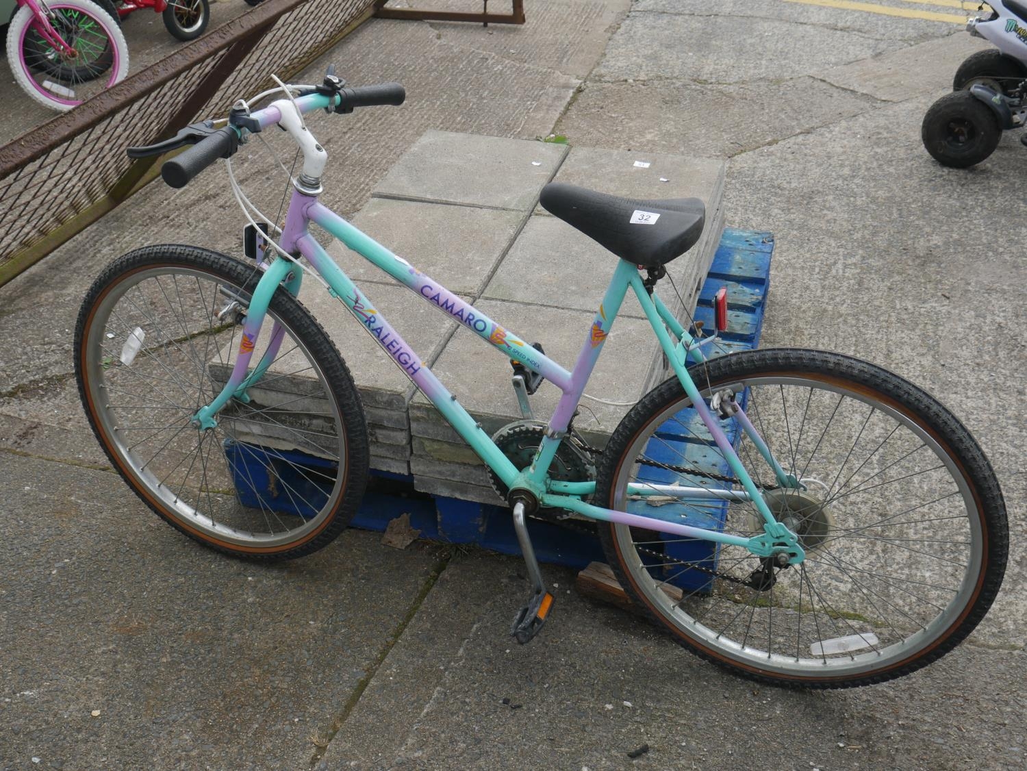 raleigh ladies bike