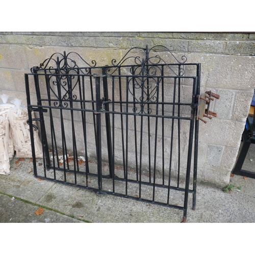 37 - PAIR OF DOUBLE HINGED GATES