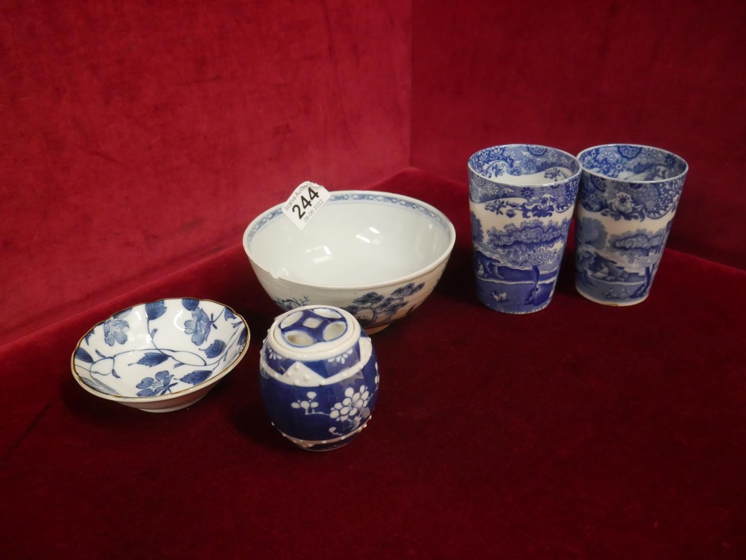 CHINESE CERAMICS X 5