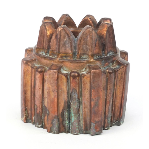 17 - Victorian copper jelly mould, stamped '319', 12cm high