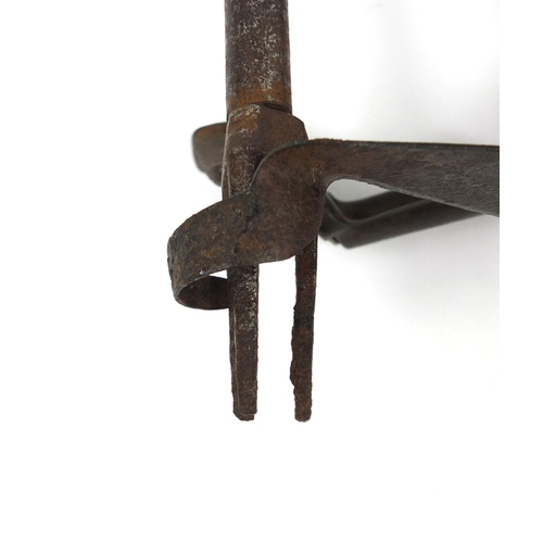 53 - Victorian cast iron mechanical apple peeler, patent June 14th 1880, 24cm wide