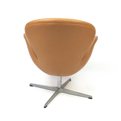 2044 - Arne Jacobsen design swan chair, 77cm high