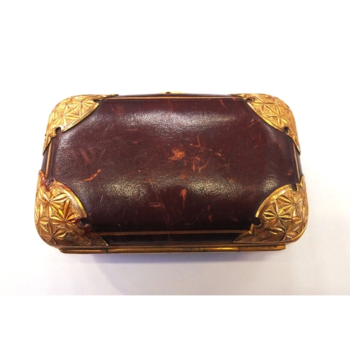 28a - Edwardian leather purse with gilt decoration, 9cm wide