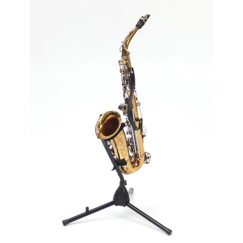 Dolnet saxophone serial numbers