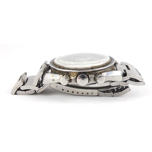 792 - Vintage gentleman's Omega Speedmaster Professional chronograph wristwatch, 40mm in diameter excludin... 