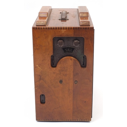 PYE, Art Deco walnut rising sun design - Auktionen & Preisarchiv