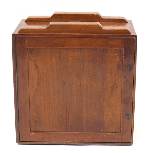 PYE, Art Deco walnut rising sun design - Auktionen & Preisarchiv