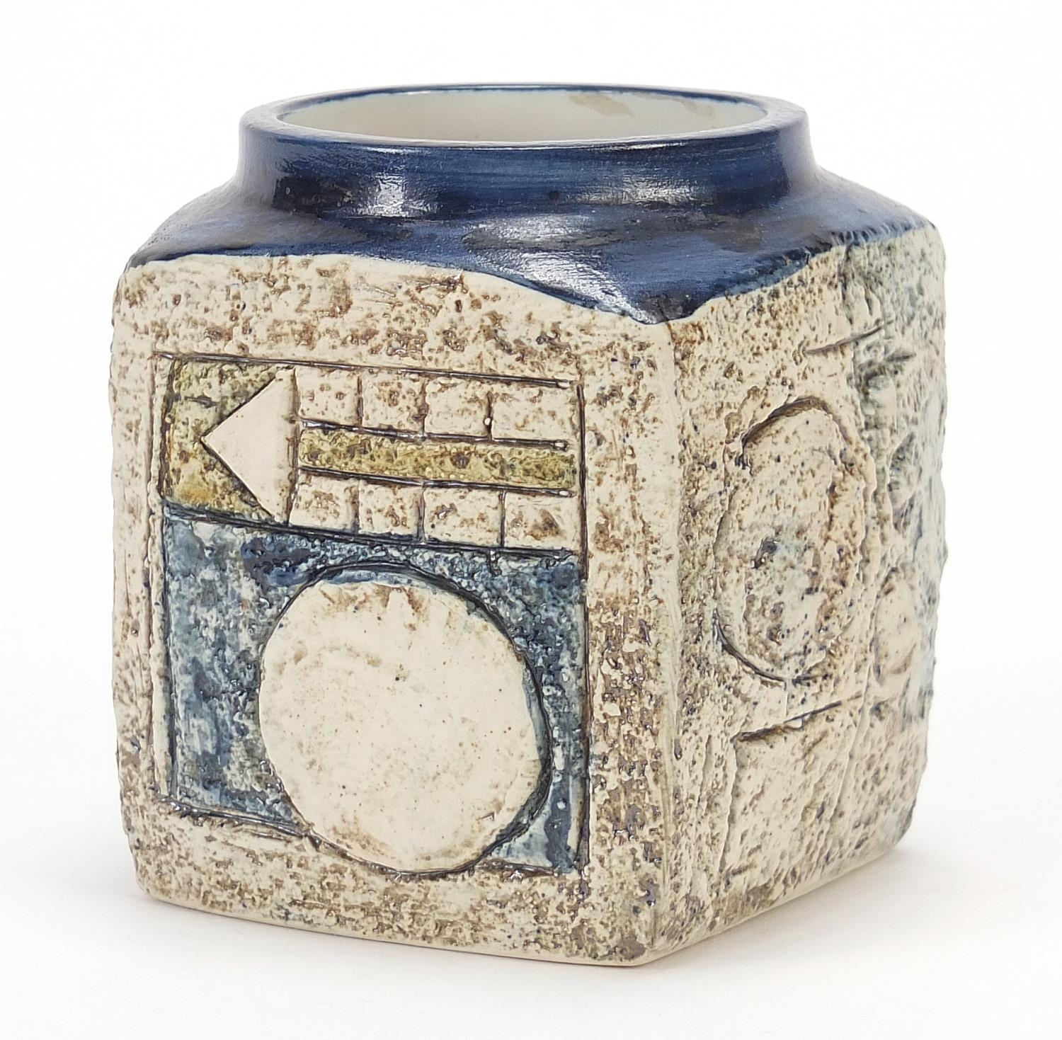 Troika St Ives Pottery marmalade pot, hand painted and incised with an