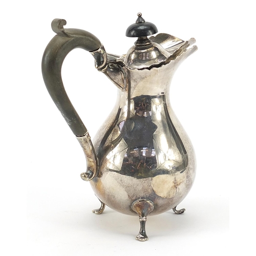 33 - Hamilton & Inches, Scottish silver three footed jug with hinged lid, Edinburgh 1913, 16cm high, 267.... 