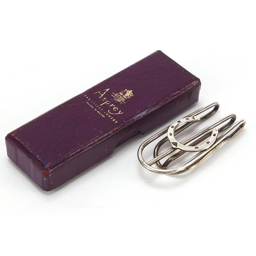 16 - S J Rose & Son, silver horseshoe money clip housed in an Asprey box, 6cm in length, 16.4g