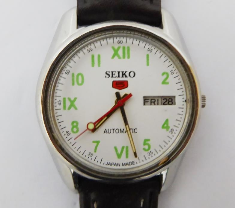 Gents Seiko Automatic Wristwatch, day/date, white dial with Roman ...