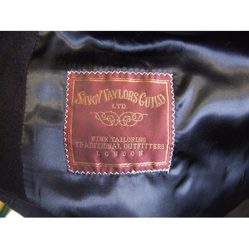 ariana grande oversized sweaters