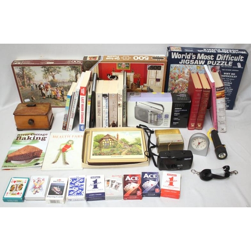 Jigsaw Puzzles, Playing Cards, Tesco portable radio, Books i... Barnebys