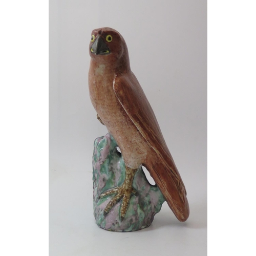475 - A Chinese Porcelain Model of a Hawk, 26.5cm, 18th/19th century
