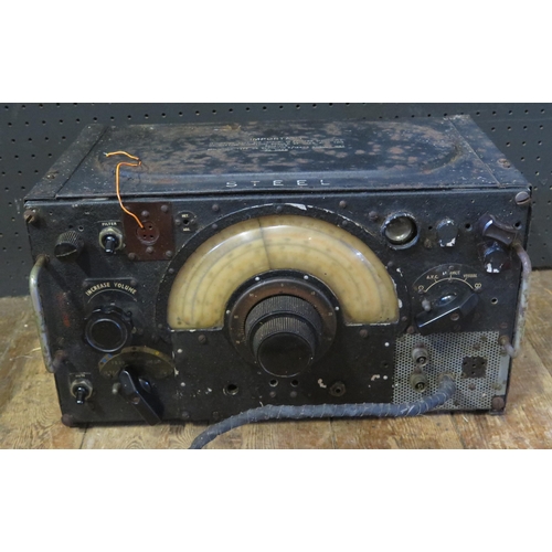580 - A WWII Aircraft Radio Receiver, 41cm wide. A/F