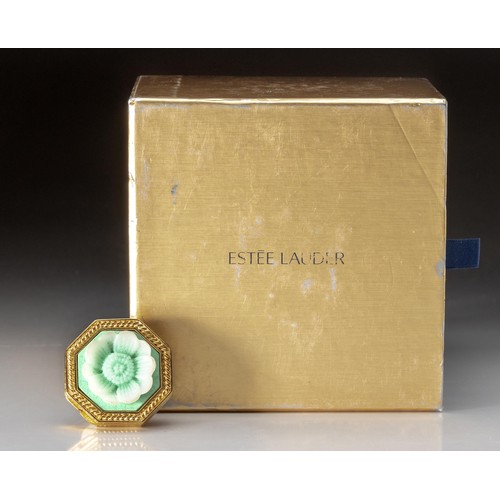 40 - AN ESTEE LAUDER SOLID PERFUME COMPACT, YOUTH DEW FLOWER CAMEO, 2007