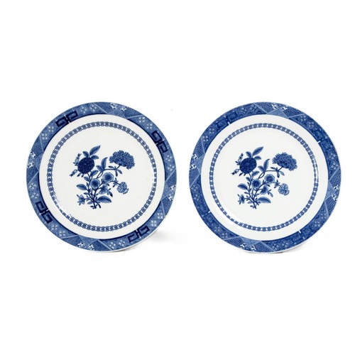 818 - A PAIR OF CHINESE BLUE AND WHITE 'FLOWER GARLAND' PLATES, QING DYNASTY, QIANLONG 1736 - 1795