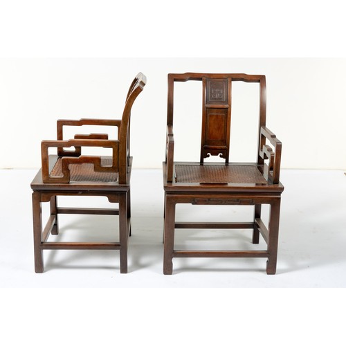 445 - A PAIR OF CHINESE SOUTHERN OFFICIAL HAT ARMCHAIRS, QING DYNASTY, LATE 19TH/EARLY 20TH CENTURY