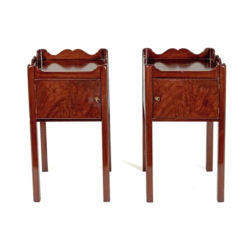 607 - A PAIR OF GEORGE III MAHOGANY NIGHT STANDS