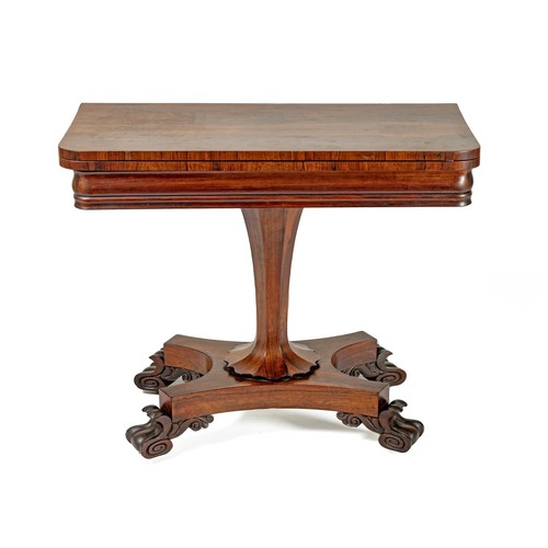 632 - A WILLIAM IV ROSEWOOD CARD TABLE