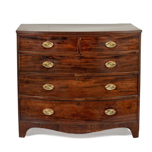 608 - A GEORGE III MAHOGANY CHEST OF DRAWERS