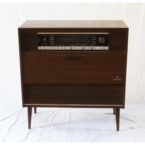 2 - A Grundig Stereo Console. Circa 196082cm x 78cm x 36cm