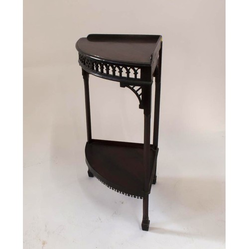 41 - A Chinese Chippendale Revival Mahogany Corner Stand. 20th century.  73cm x49cm x 35cm