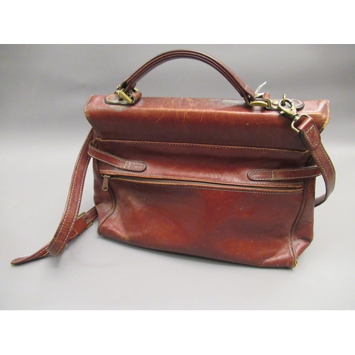 53 - Texier ladies French tan leather handbag