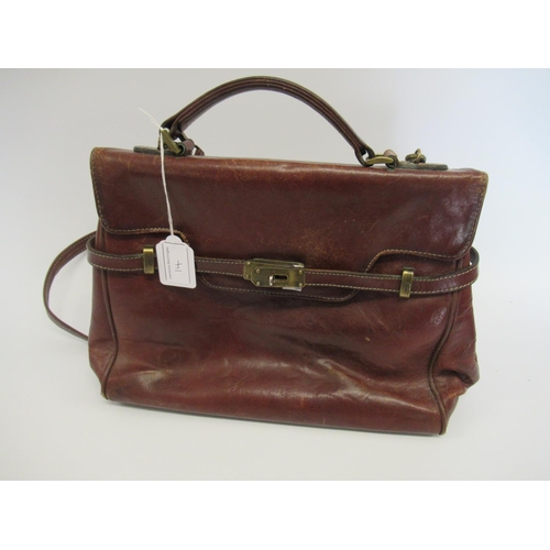 14 - Texier ladies French tan leather handbag