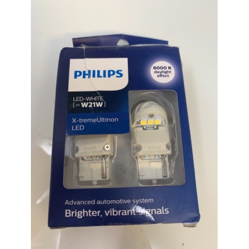 2537 - P h i l i p s   1 1 0 6 5 X U W X 2   L E D   c a r   s i g n a l i n g   B u l b   ( W 2 1 W   W h ... 