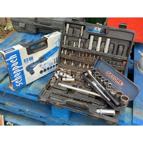 4 - Duratool boxed socket set, a Scheppach reversible air ratchet kit and a Gedore ratchet set in tin